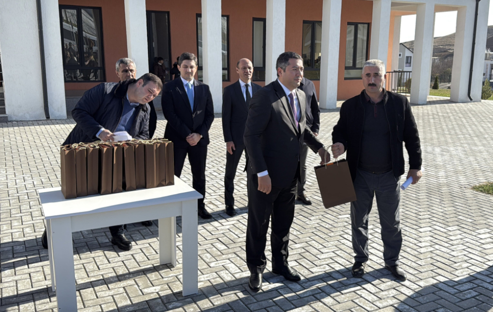 Grand retour : 22 familles s’installent dans le village de Horovlou VIDEO