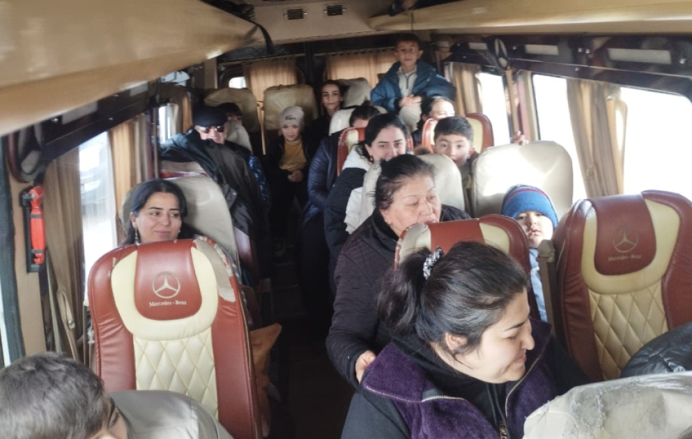 20 families resettled in Seyidbayli and Tazabina villages of Khojaly district receive house keys VIDEO