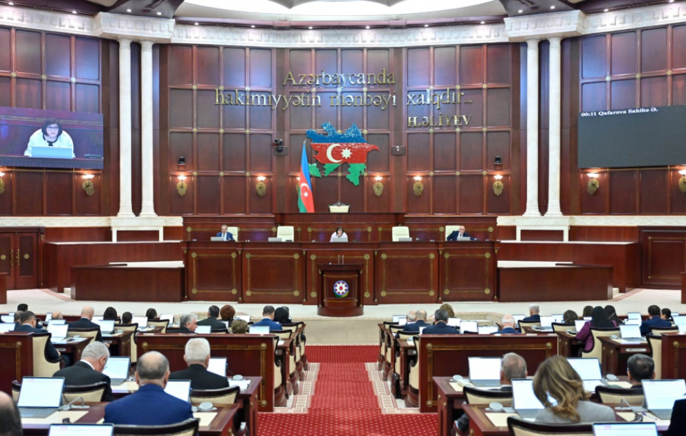 Milli Məclisin növbəti plenar iclası keçirilib, 10 məsələ müzakirə olunub YENİLƏNİB  VİDEO