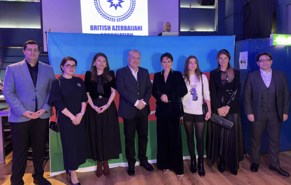 Londonda Dünya Azərbaycanlılarının Həmrəyliyi Gününə həsr olunmuş konsert keçirilib VİDEO