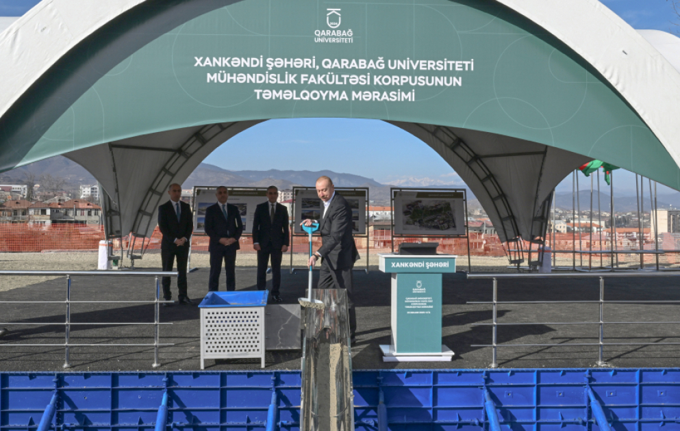 Präsident Ilham Aliyev legt Grundstein für Gebäude der Fakultät für Ingenieurwissenschaften - Universität Garabagh in Khankendi VIDEO