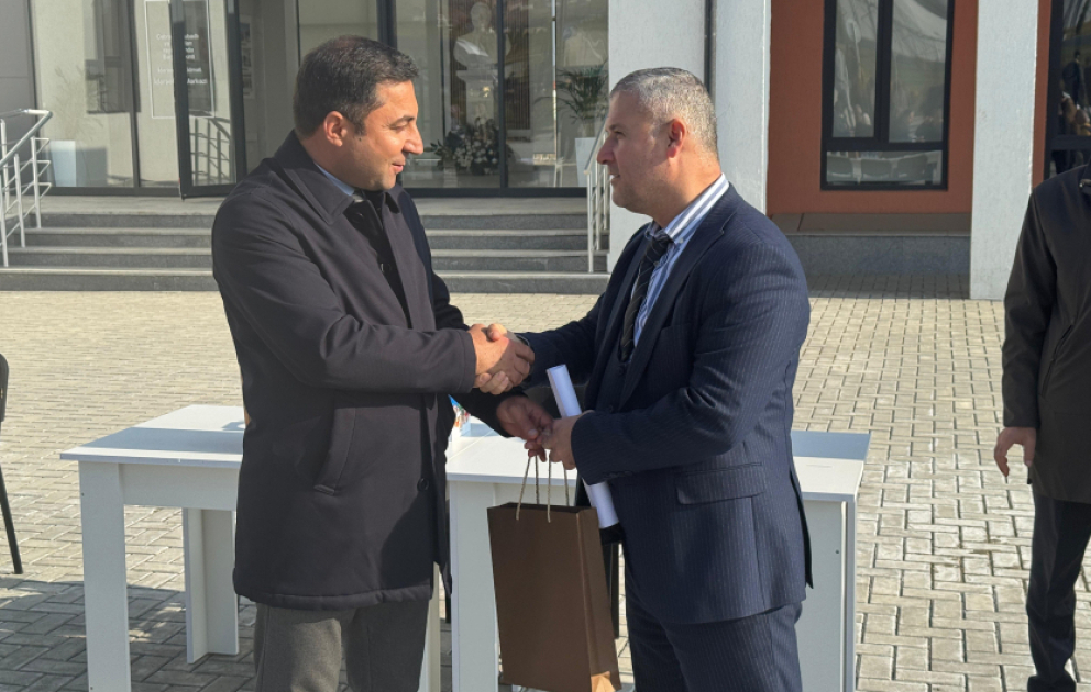Horovluda daha 19 ailəyə evlərinin açarları təqdim olunub - YENİLƏNİB  VİDEO