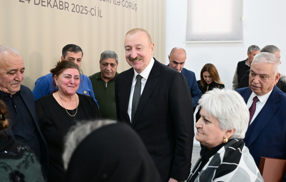 Prezident İlham Əliyev Ağdamda 2-ci yaşayış kompleksinin açılışında iştirak edib və buraya köçən sakinlərlə görüşüb YENİLƏNİB-3  VİDEO