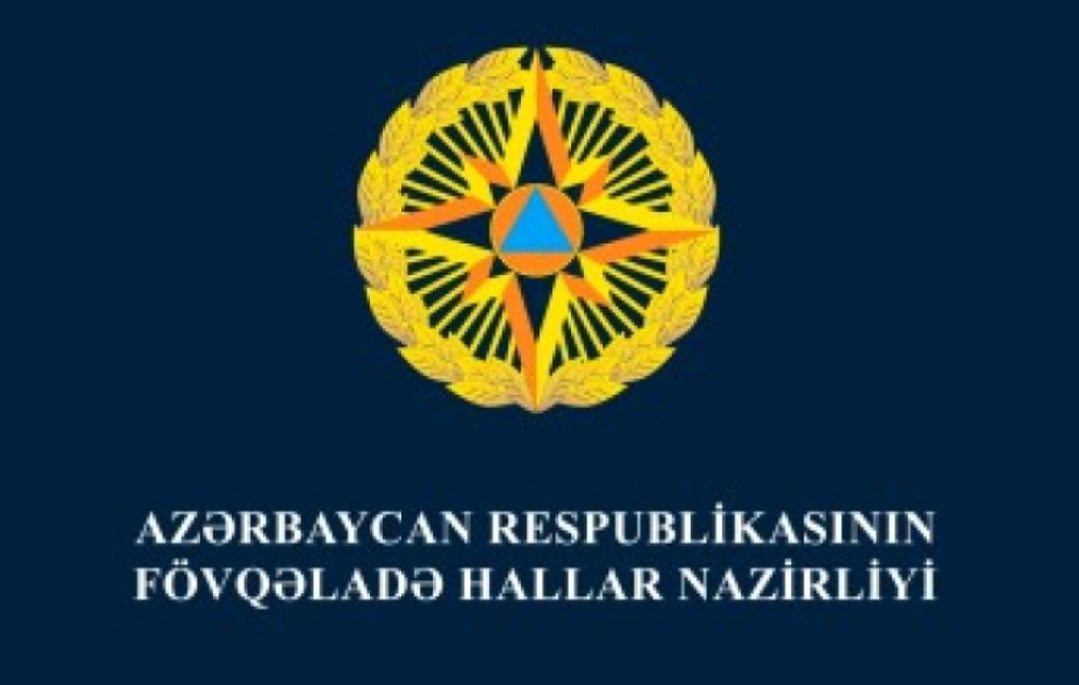 FHN: Şuşada sürüşərək yolun kənarında qalmış minik avtomobilinin sərnişinlərinə kömək göstərilib VİDEO