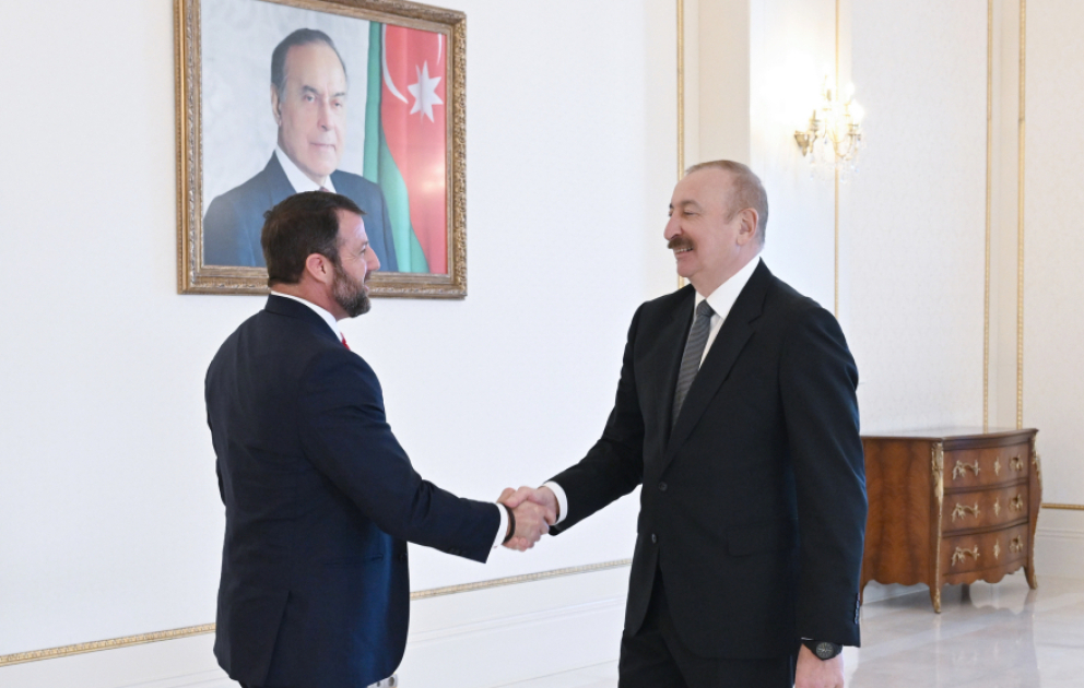 Präsident Ilham Aliyev empfängt US-Delegation VIDEO