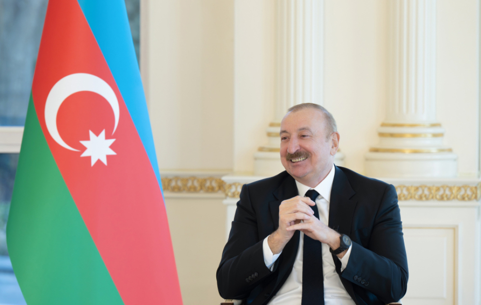Prezident: Biz Bakının tarixi memarlıq ansamblını dəyişdirə bilmərik VİDEO
