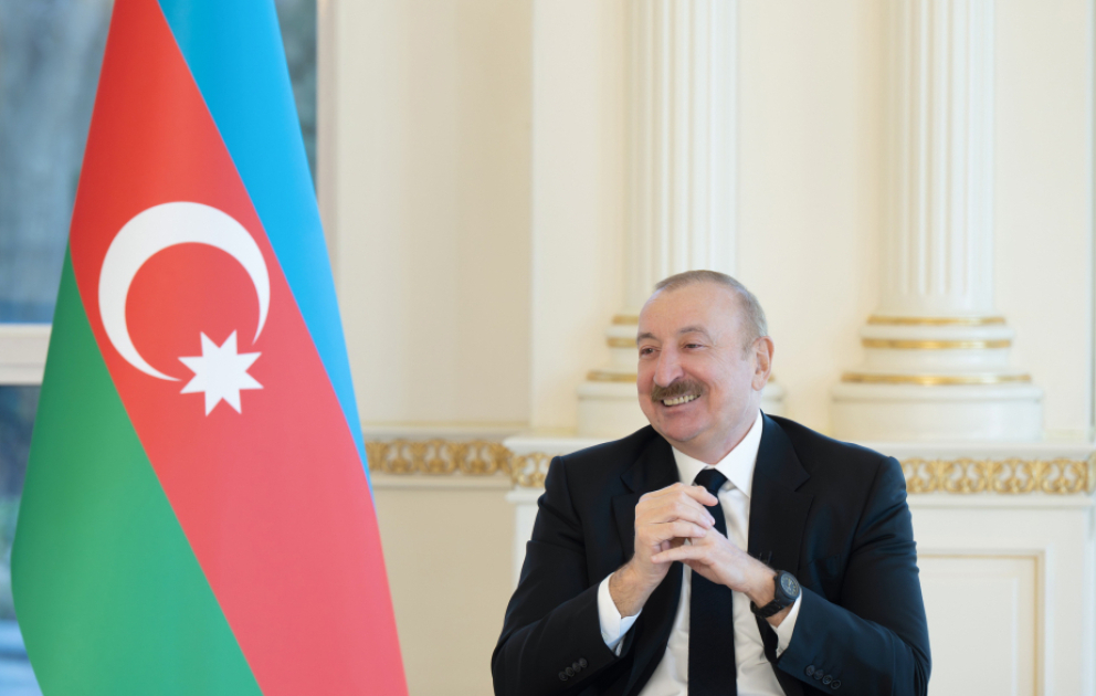 Prezident İlham Əliyev: Hər dəfə bayrağımız bir kəndə, şəhərə sancılanda, mənim üçün Azərbaycan məhz o torpaq idi VİDEO