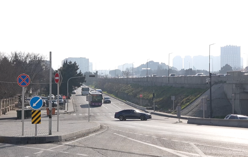 Biləcəri qəsəbəsində yol hərəkəti yenidən təşkil edilib VİDEO