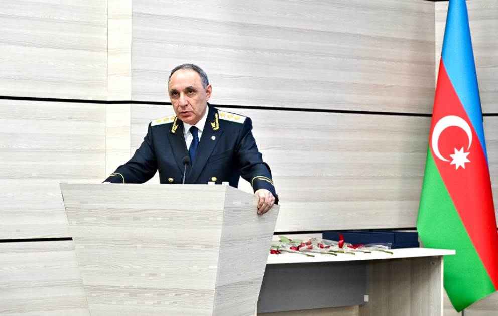 Kamran Əliyev: Bəzən işə qəbul olunan prokurorluq əməkdaşları bu peşənin məsuliyyətinə, zəhmətinə tab gətirə bilməyiblər VİDEO
