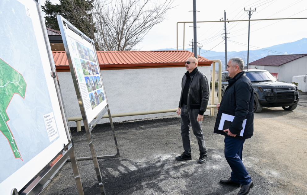 Prezident İlham Əliyev Ağdərə rayonunun Çapar kəndində görülmüş işlərlə tanış olub  YENİLƏNİB-2  VİDEO