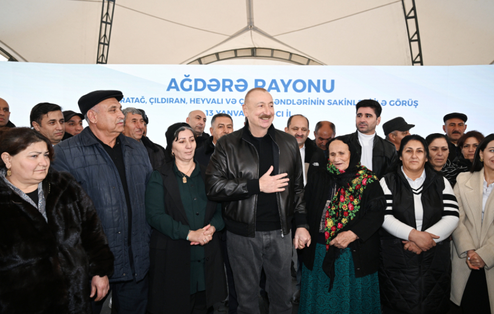 Prezident İlham Əliyev Ağdərənin Aşağı Oratağ kəndində Aşağı Oratağ, Çıldıran, Heyvalı və Çapar kəndlərinin sakinləri ilə görüşüb  YENİLƏNİB  VİDEO