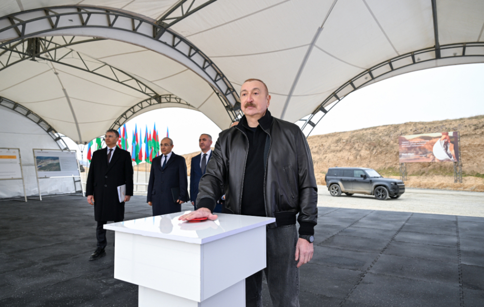 Aghdara: Präsident Ilham Aliyev besichtigt Erzaufbereitungsanlage „Damirli“ im Dorf Janyatag AKTUALSIERT VIDEO