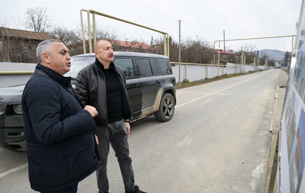 Aghdara: Präsident Ilham Aliyev inspiziert Baufortschritt im Dorf Aschaghi Oratagh AKTUALSIERT VIDEO