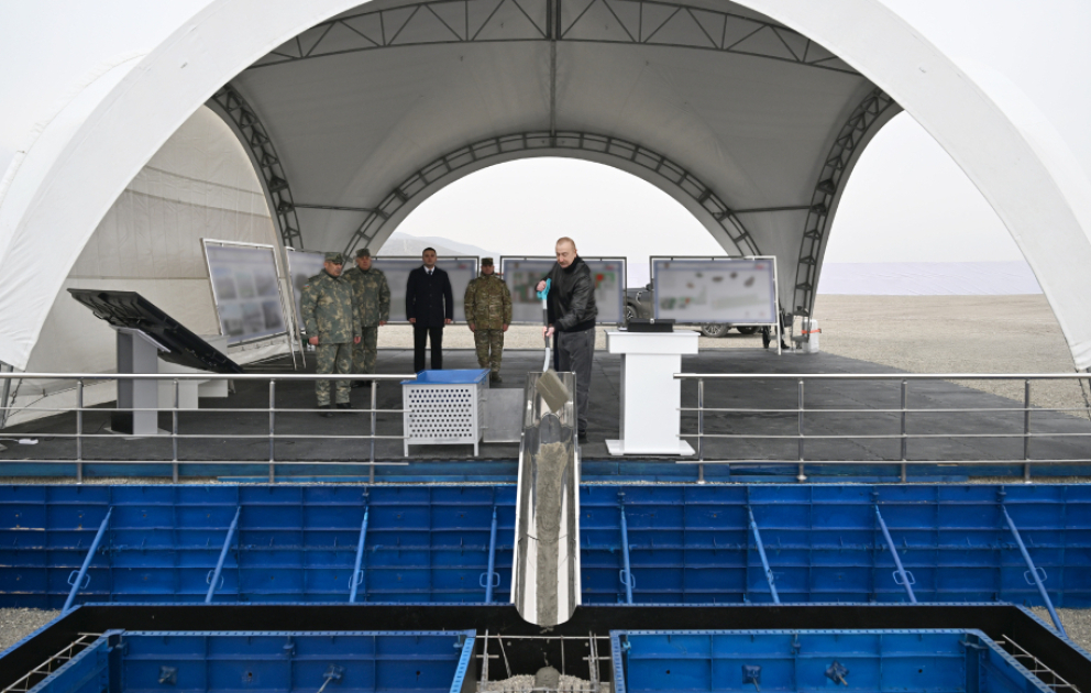 Le président Ilham Aliyev pose la première pierre du Centre des opérations spéciales dans le district d’Aghdéré VIDEO