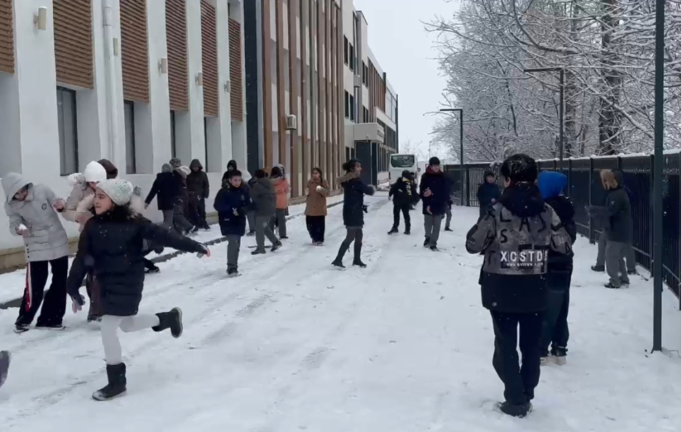 Снежные забавы школьников в Лачине –  ФОТО ВИДЕО