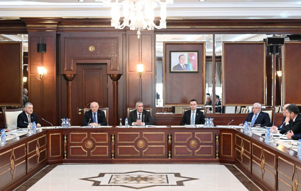 Parlamentin Regional məsələlər komitəsinin 2025-ci ilin payız sessiyasında gördüyü işlər məqbul hesab olunub VİDEO