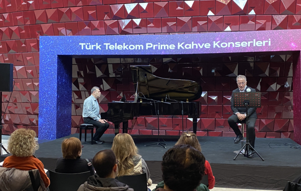 İstanbulda Azərbaycan caz musiqisinə həsr olunan konsert keçirilib VİDEO