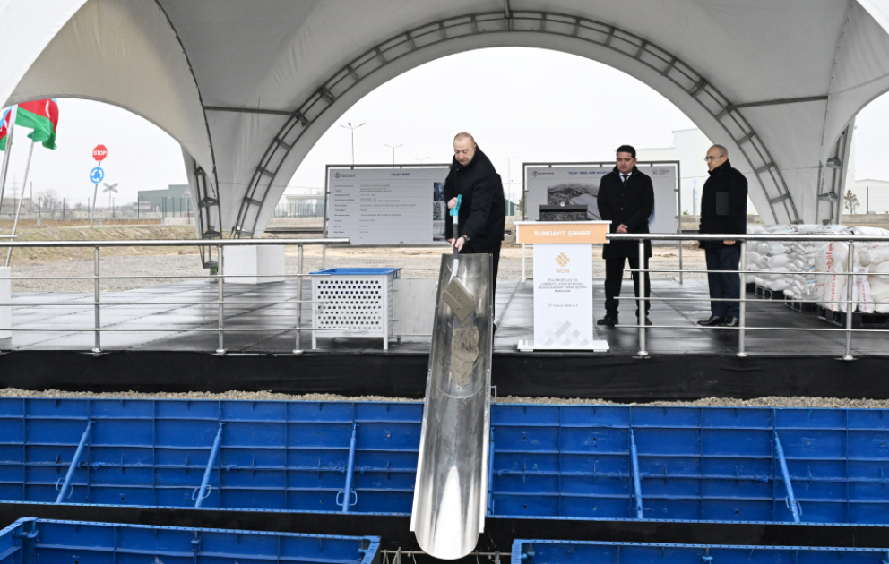Präsident Ilham Aliyev legt Grundstein für Produktionsanlage für Polypropylen- und laminierte Säcke im Industriepark Sumgayit VIDEO