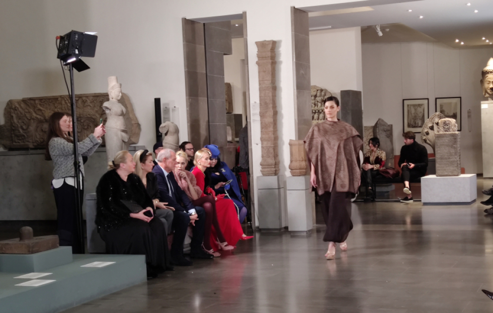 Azərbaycan brendi Parisdə keçirilən moda həftəsində nümayiş olunub VİDEO