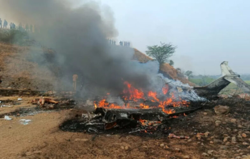 Five dead in plane crash in India, Maharashtra Deputy Chief Minister among victims VIDEO