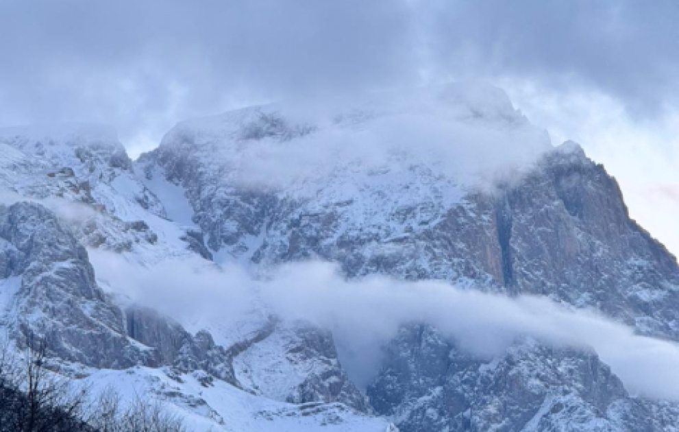 Winter miracle of the Caucasus: The frozen waterfall of Laza village VIDEO