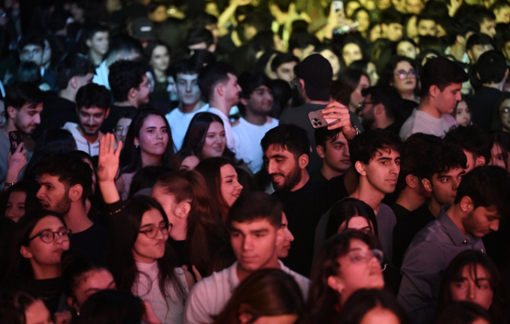 Üç mindən çox gəncin iştirakı ilə Gənclər Gününə həsr olunan “GəncLAND” Festivalı keçirilib VİDEO