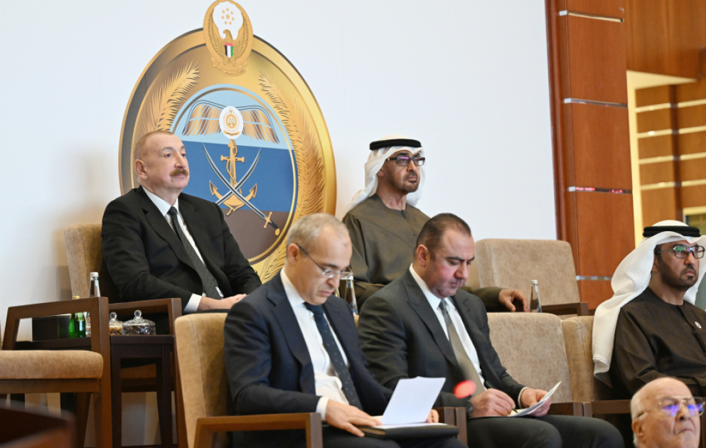 Abu Dhabi: Präsident Ilham Aliyev und sein emiratischer Amtskollege verfolgten gemeinsame operativ-taktische Übung „Friedensschild – 2026“ VIDEO
