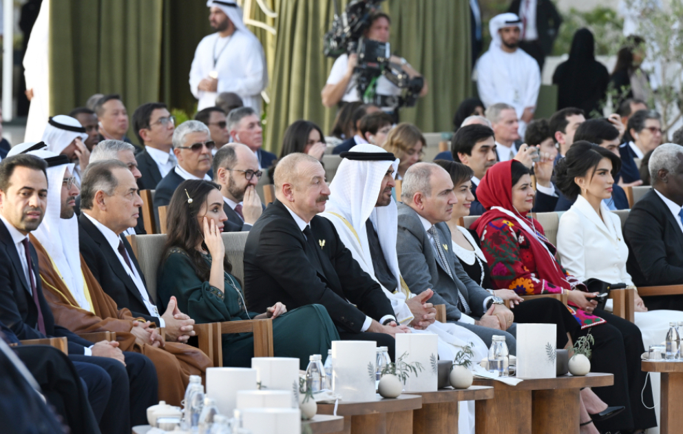 Əbu-Dabidə “Zayed İnsan Qardaşlığı Mükafatı”nın təqdimolunma mərasimi keçirilib  Prezident İlham Əliyevə mükafat təqdim olunub YENİLƏNİB 2  VİDEO