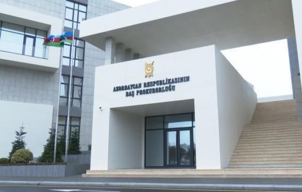 Bakıda şagirdin xəsarət yetirdiyi müəllim xəstəxanaya yerləşdirilib, vəziyyəti orta ağırdır YENİLƏNİB 2 VİDEO