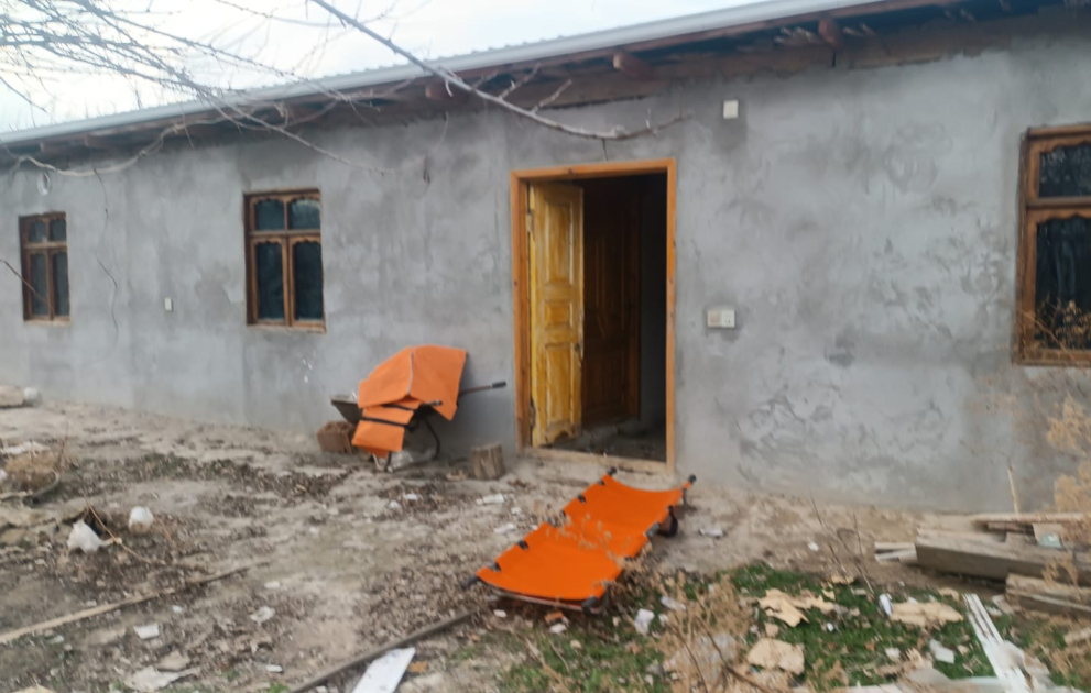 Tovuzda yanan evdən kişi meyiti tapılıb VİDEO