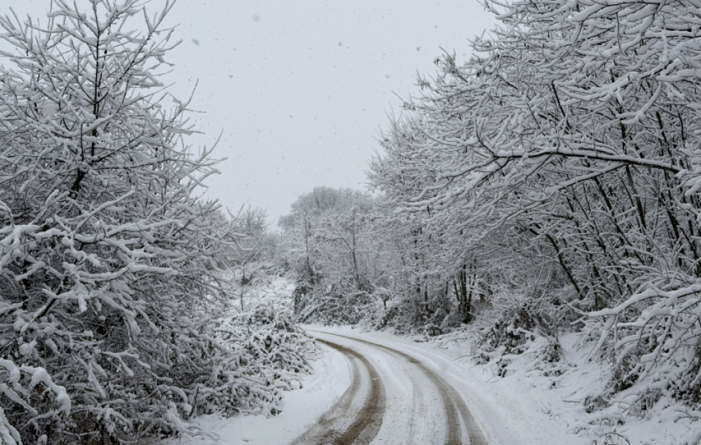 Şuşa yenidən ağ örpəyə bürünüb VİDEO