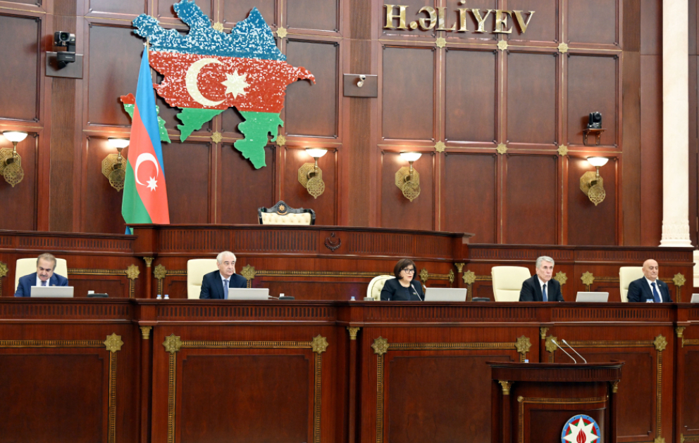 Parlamentin yaz sessiyasında sosial, hüquqi və iqtisadi sahələri əhatə edən qanun layihələri qəbul olunub YENİLƏNİB VİDEO