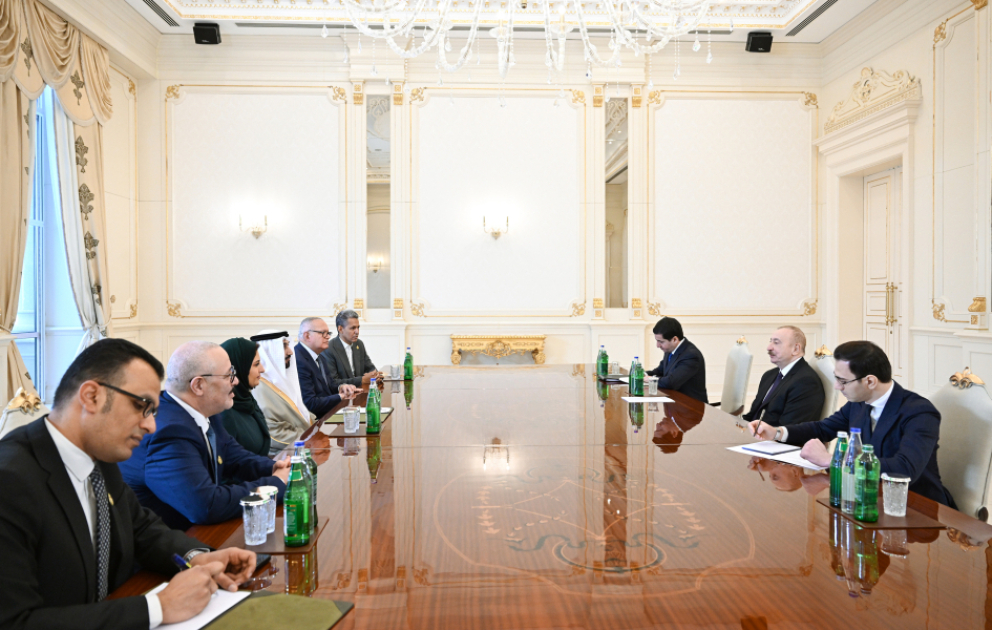 Prezident İlham Əliyev Ərəb Parlamentinin prezidentinin başçılıq etdiyi nümayəndə heyətini qəbul edib VİDEO