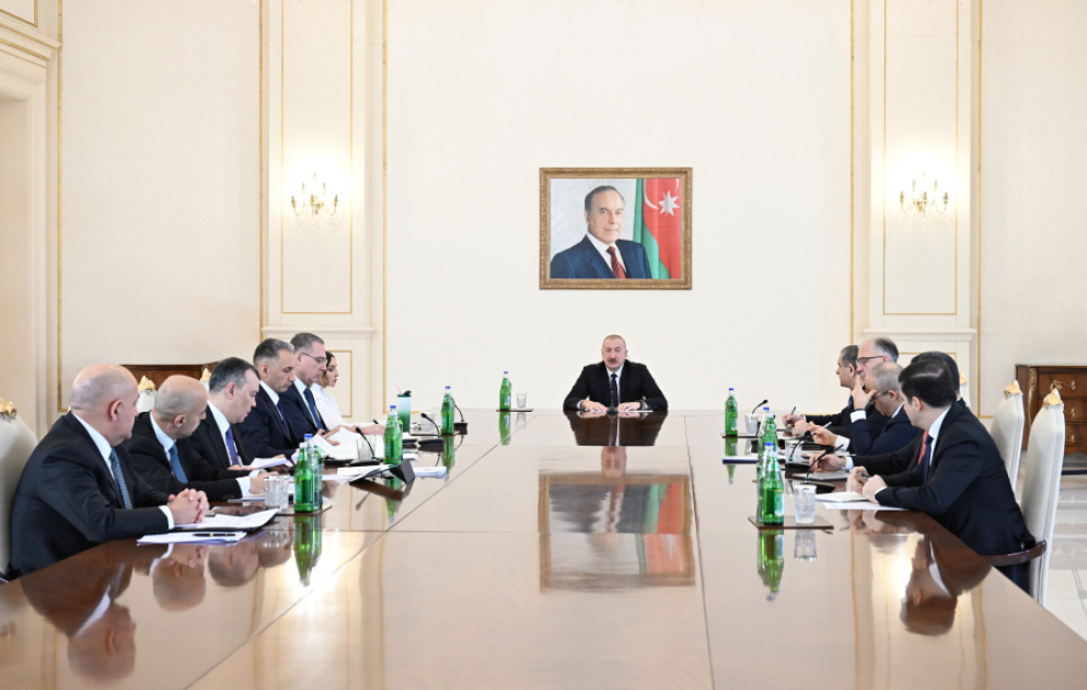 Präsident Ilham Aliyev berät über den Aktionsplan „Neue digitale Architektur Aserbaidschans AKTUALISIERT VIDEO