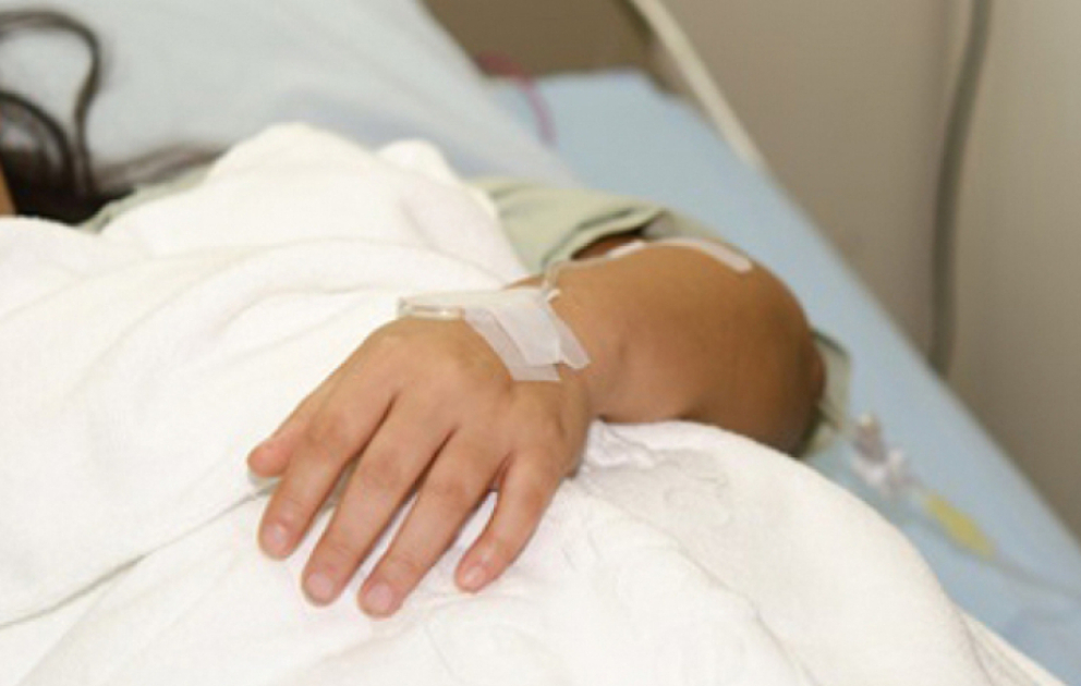 Şirvanda 4 nəfərə dəqiqləşdirilməmiş virus mənşəli bağırsaq infeksiyası diaqnozu qoyulub, azyaşlı həyatını itirib VİDEO