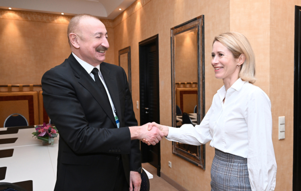 Le président Ilham Aliyev s’entretient avec la Haute représentante de l’UE Kaja Kallas  MIS A JOUR VIDEO