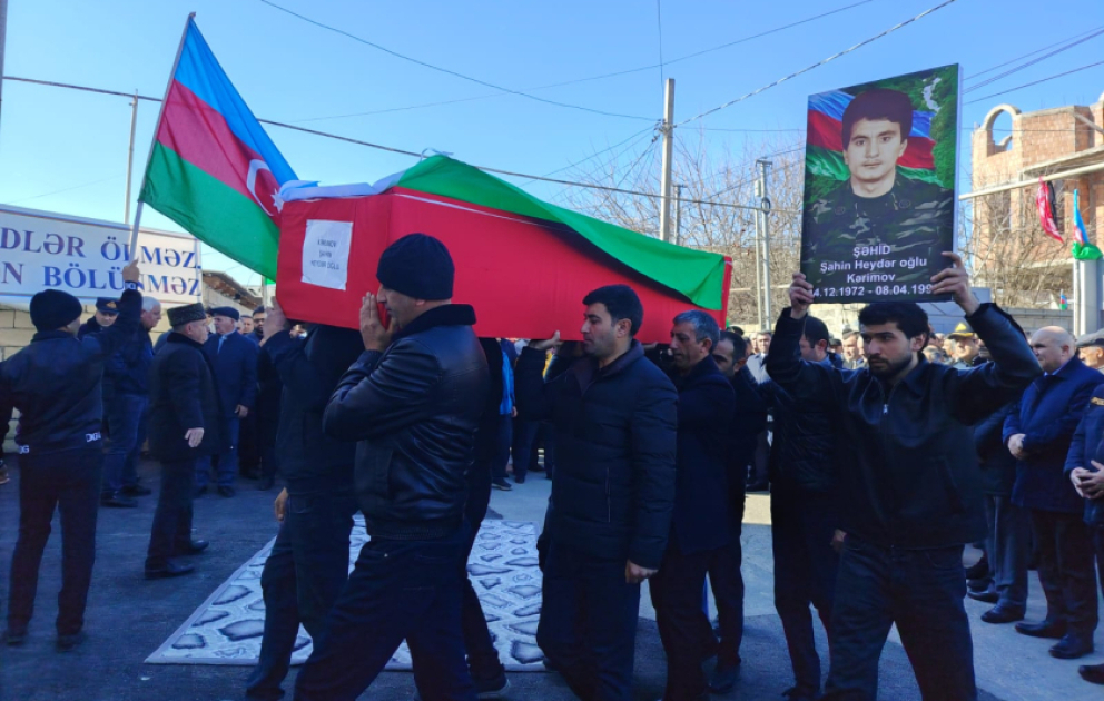 Birinci Qarabağ müharibəsinin şəhidi Mingəçevirdə torpağa tapşırılıb VİDEO