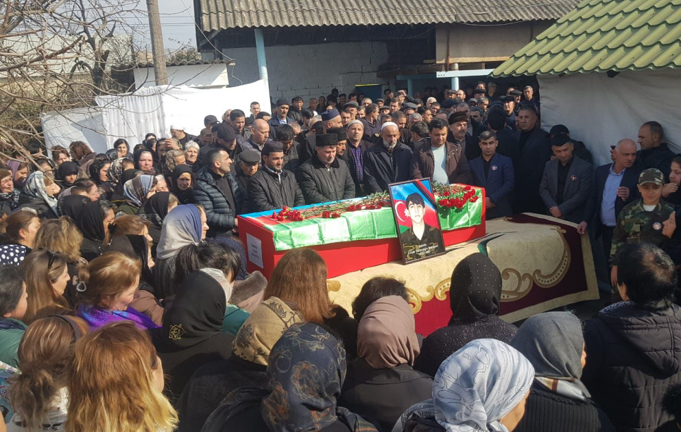 Останки считавшихся пропавшими без вести шехидов Первой Карабахской войны захоронены в Гёйчае, Уджаре и Исмаиллы ВИДЕО