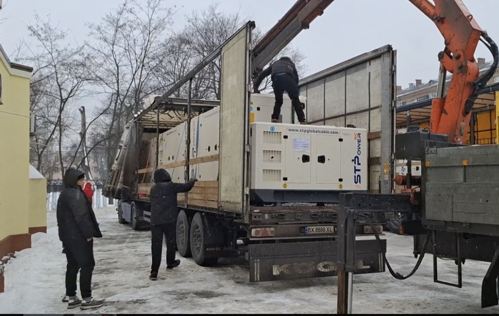 Очередной гуманитарный груз Азербайджана передан городу Киев ВИДЕО