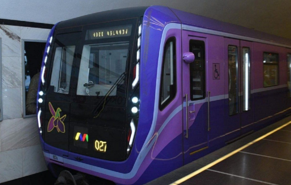 Bakı metrosunda qatarların hərəkəti qrafik üzrə bərpa olunub - YENİLƏNİB-2 VİDEO