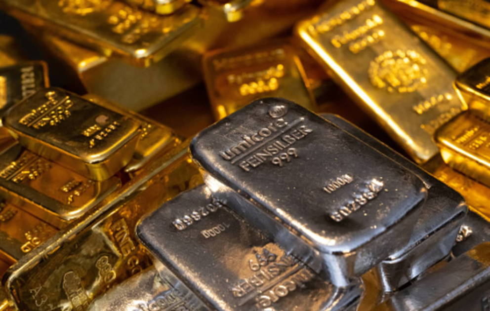 Le prix de l’or en chute, celui de l’argent en hausse sur les bourses VIDEO