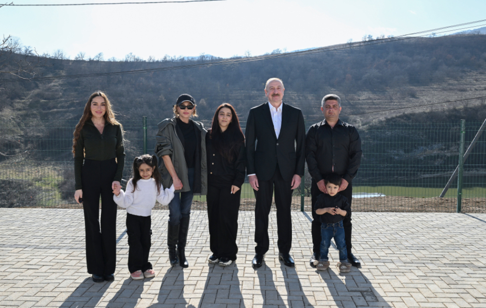 President Ilham Aliyev inspected reconstruction progress in Khanabad village of Khojaly district VIDEO