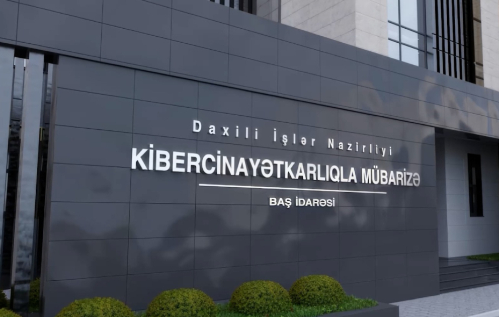 Hüquq fakültəsi tələbələrinin fotolarını yaydığına görə saxlanılan şəxs barəsində cinayət işi başlanılıb VİDEO