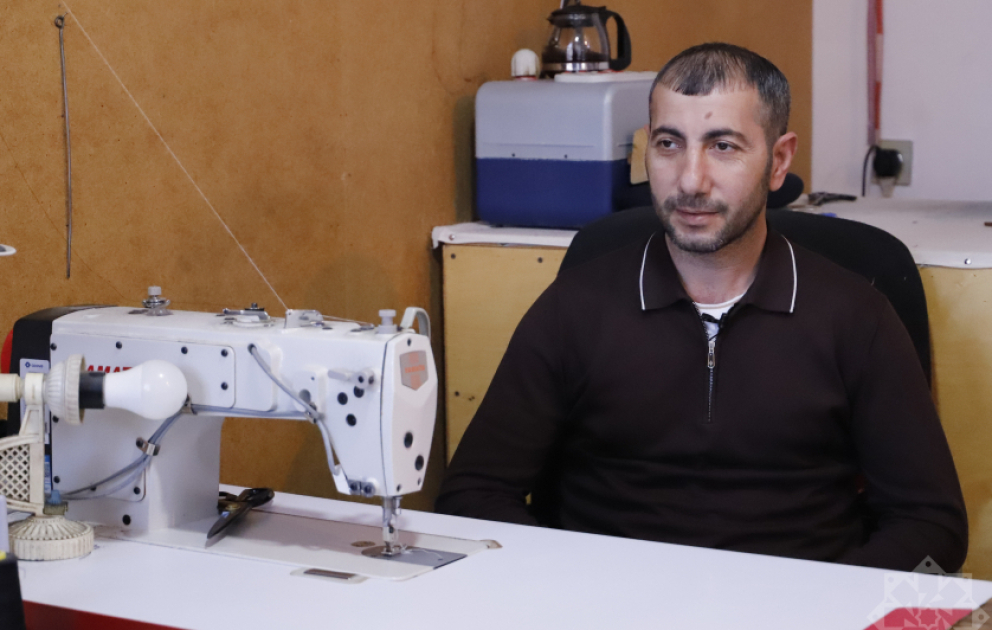 Özünüməşğulluq proqramı çərçivəsində qazanılan uğur hekayəsi: Dərzi Mübariz Ələkbərov -  REPORTAJ  VİDEO