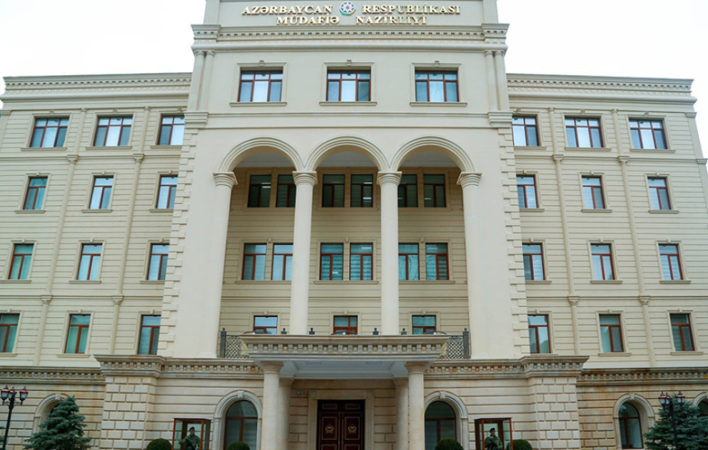 Müdafiə Nazirliyi: İran silahlı qüvvələri tərəfindən ölkəmizin ərazisində mülki infrastruktura qarşı törədilən hücumları qəti şəkildə pisləyirik VİDEO