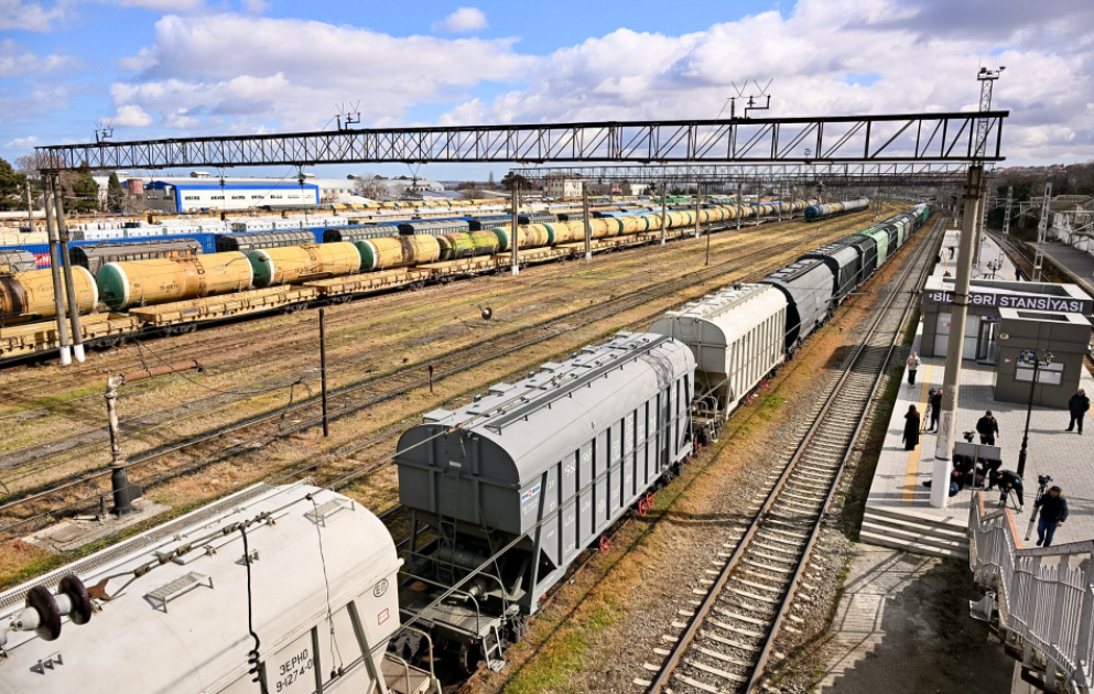 Очередная поставка зерна из РФ в Армению через Азербайджан ВИДЕО