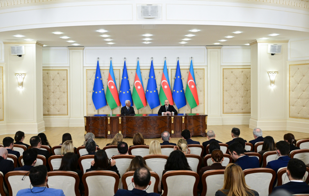 Präsident Ilham Aliyev und EU-Ratspräsident António Costa geben Presseerklärungen ab AKTUALISIERT VIDEO