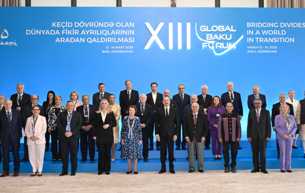 “Keçid dövründə olan dünyada fikir ayrılıqlarının aradan qaldırılması” mövzusunda XIII Qlobal Bakı Forumu işə başlayıb  Prezident İlham Əliyev Forumun açılış mərasimində çıxış edib   YENİLƏNİB-3  VİDEO