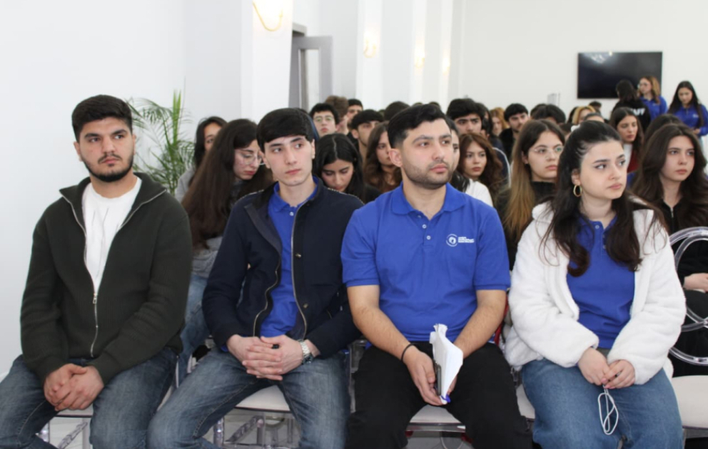 Qubada 150 tələbənin iştirakı ilə düşərgə açılıb VİDEO