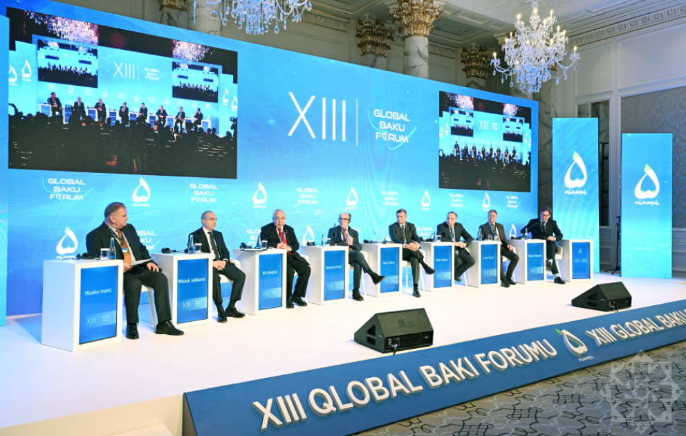 XIII Qlobal Bakı Forumunun ikinci günü: “Çin və Qlobal İdarəetmə Təşəbbüsü” VİDEO